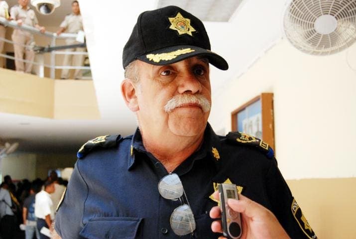 Logia de los Caballeros Templarios presionan para que Francisco Velasco "El Vikingo" sea jefe policiaco en Cancún