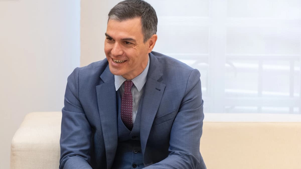 Pedro Sánchez medita dejar la presidencia de España tras denuncias contra su esposa