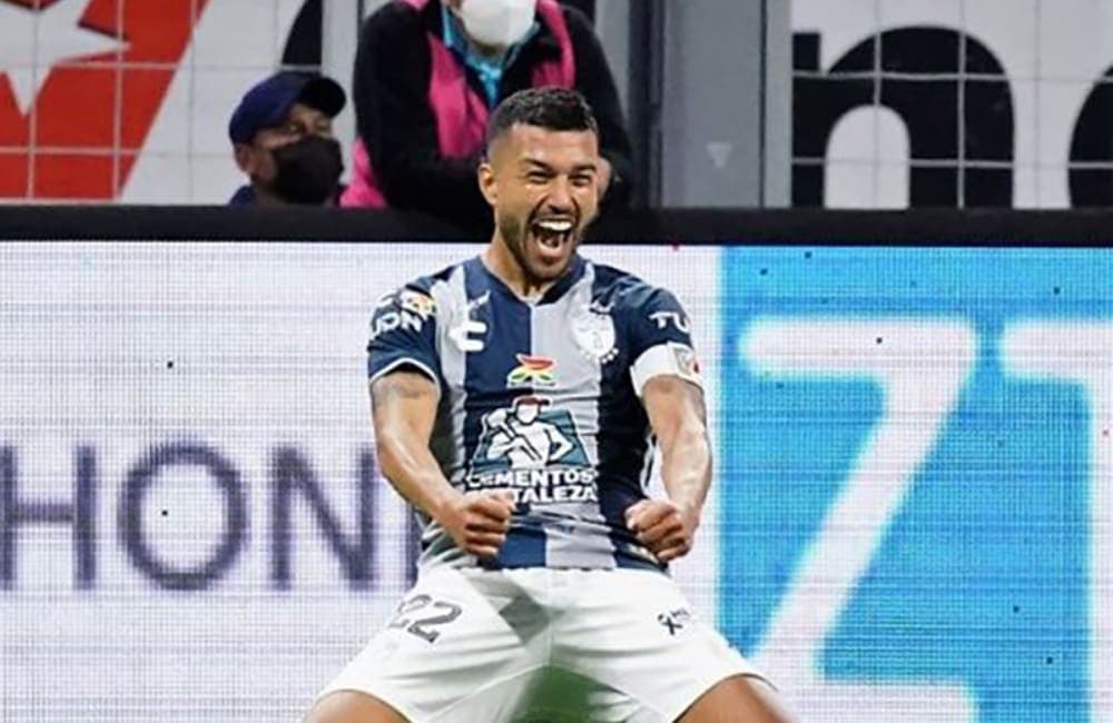 Asaltaron en una farmacia al futbolista Gustavo Cabral en Hidalgo