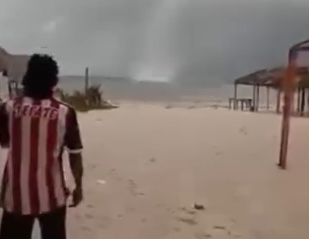 VIDEO: Reportan que se formó otra tromba marina, esta vez en el Puerto de Celestún, Yucatán