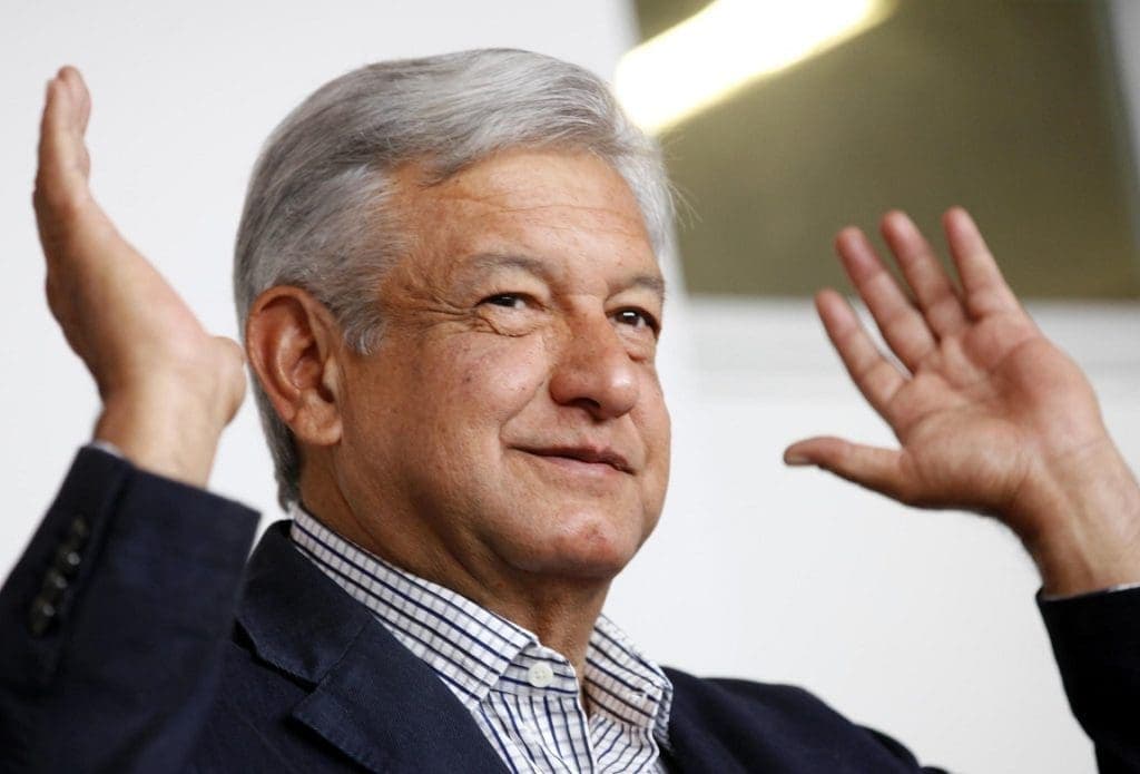 Pifia de AMLO; llama a quintanarroenses a resguardarse en "partes altas" de Tulum