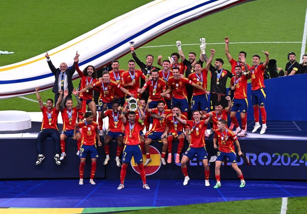 España se corona campeón de la Eurocopa por cuarta vez en su historia