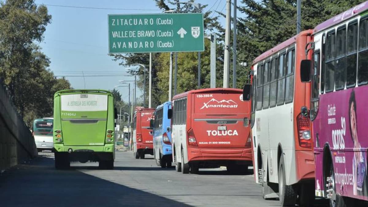 Usuarios del transporte público podrán denunciar a los malos choferes por WhatsApp en Edomex