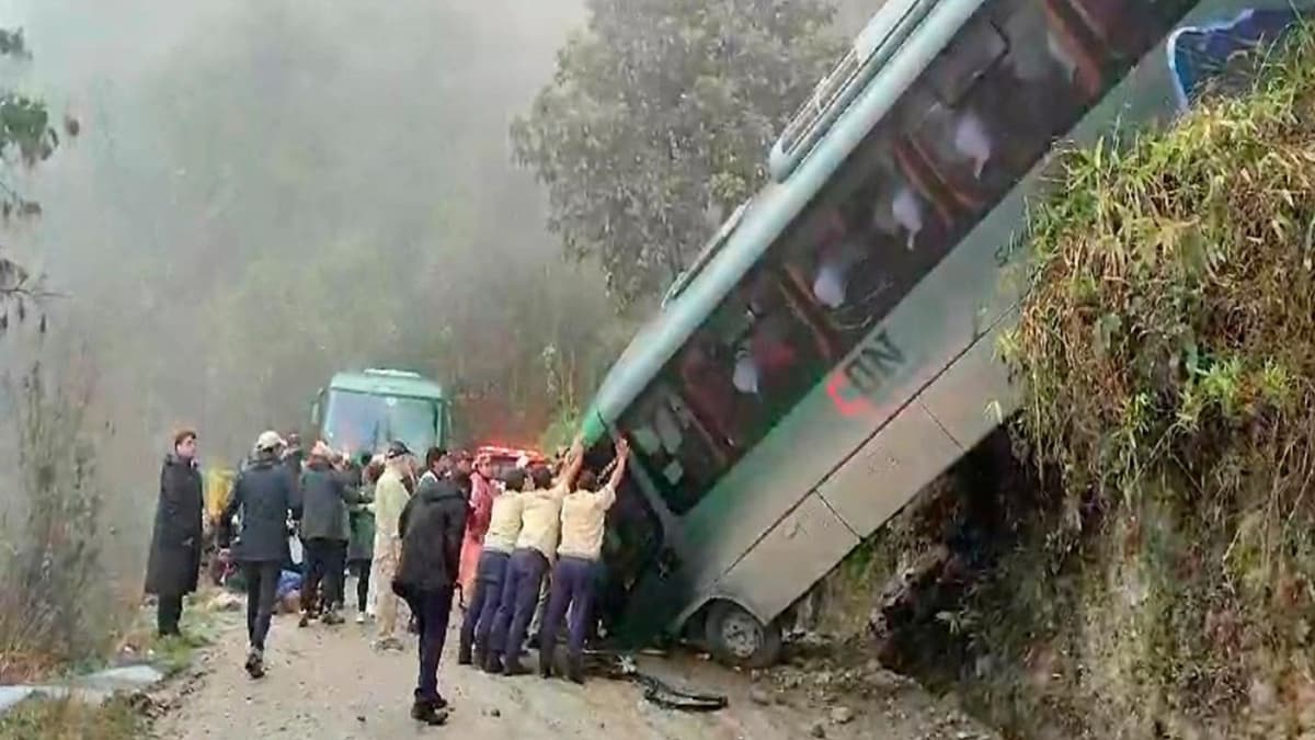 Vuelca camión con turistas en Perú tras visitar Machu Picchu; hay mexicanos entre los lesionados