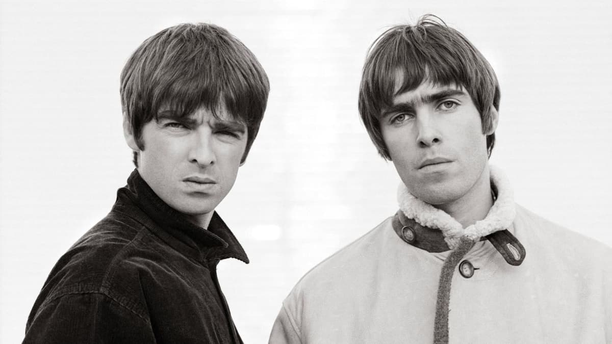 Descubren que fans de Oasis están enterrando droga en lugares donde será su concierto en Reino Unido