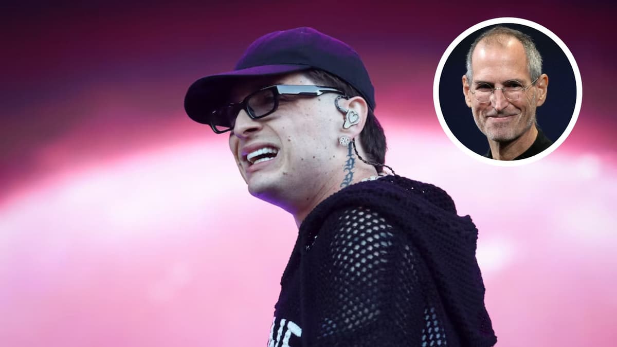 Peso Pluma lanza petición a Steve Jobs y se convierte en la burla de internet