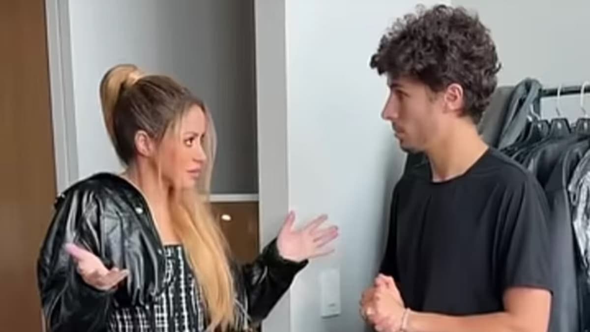 Shakira invita a Juanpa Zurita a su gira mundial "Las Mujeres Ya no Lloran"
