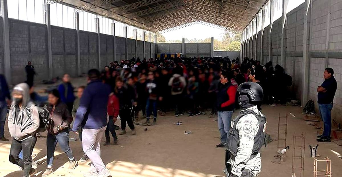 Ya hay casi 300 mil personas detenidas para deportación en EU