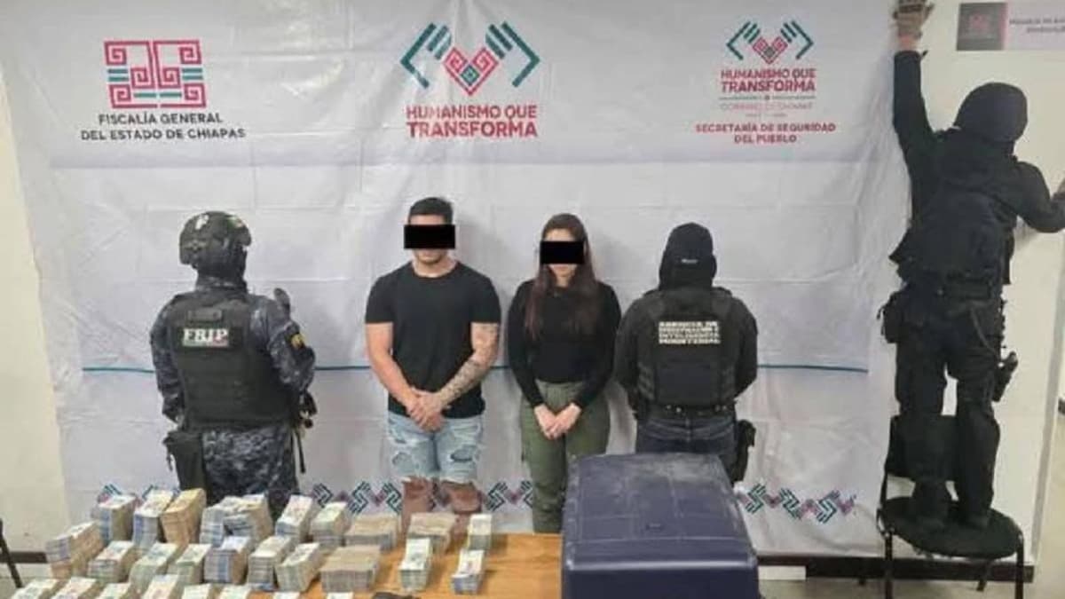 Pastora es detenida junto a su instructor de gimnasio por robar más de 11 mdp de diezmo