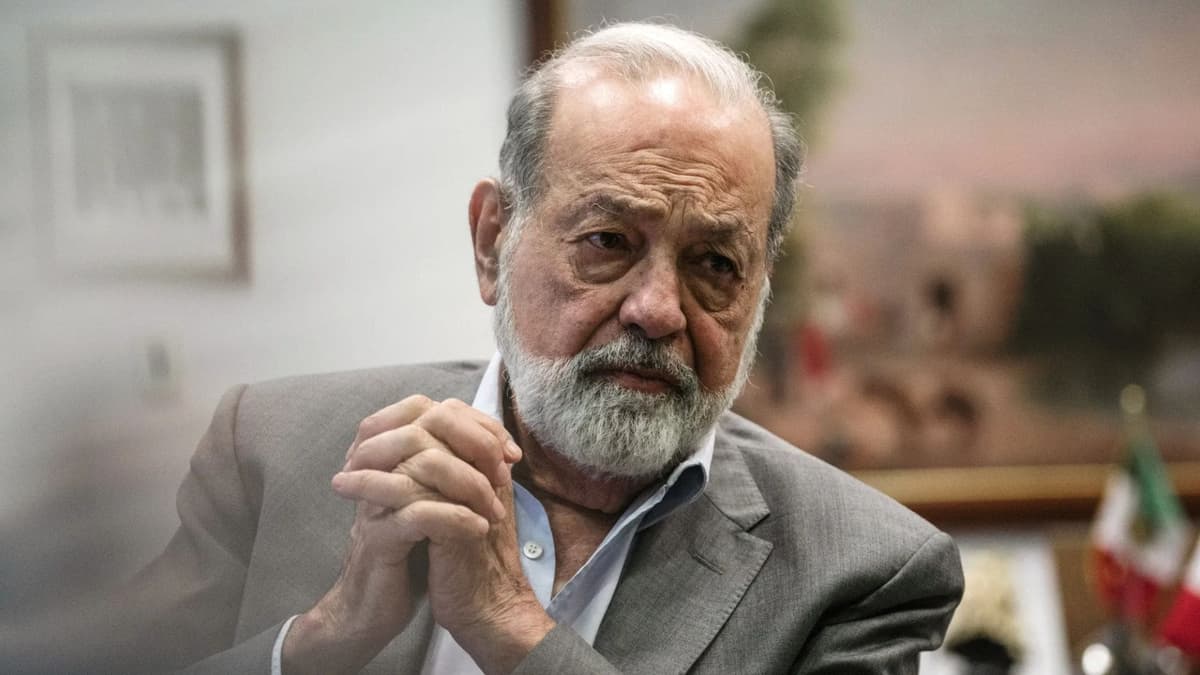 Carlos Slim pierde casi 20 mil mdd y cae cinco puestos en el ranking de los más ricos del mundo