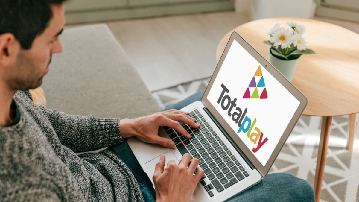 Internautas tunden a Totalplay tras anunciar cobros extra si exceden el consumo de datos