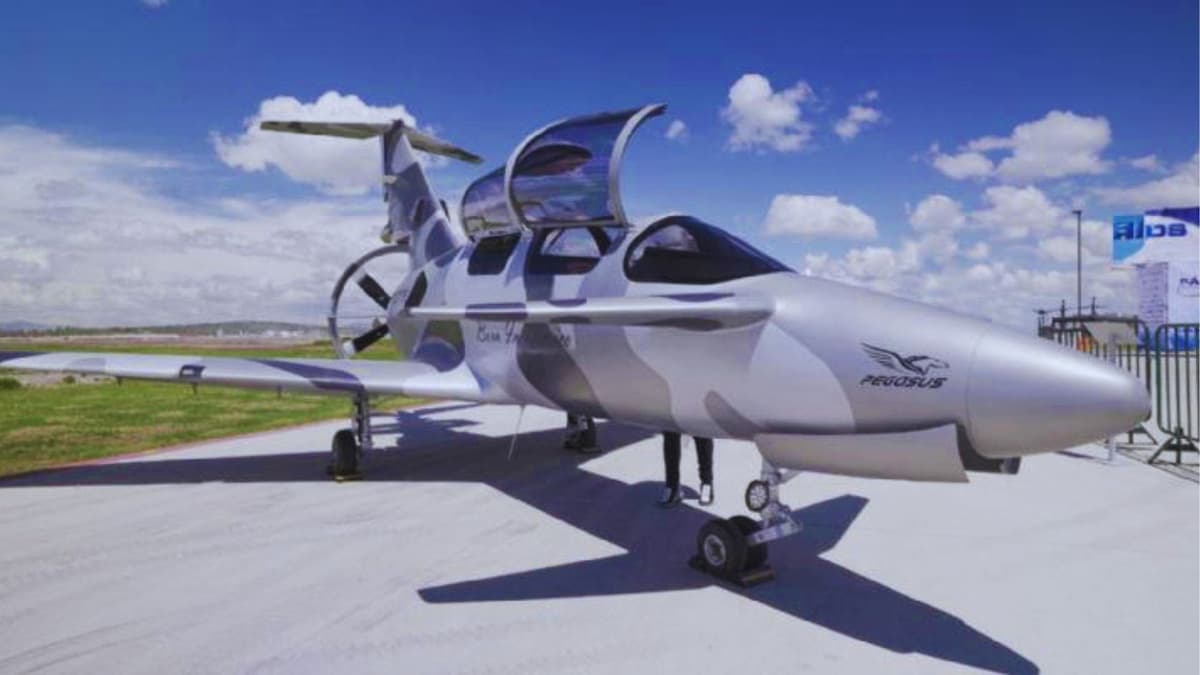 Primer avión fabricado y diseñado en México saldrá a la venta en 2026