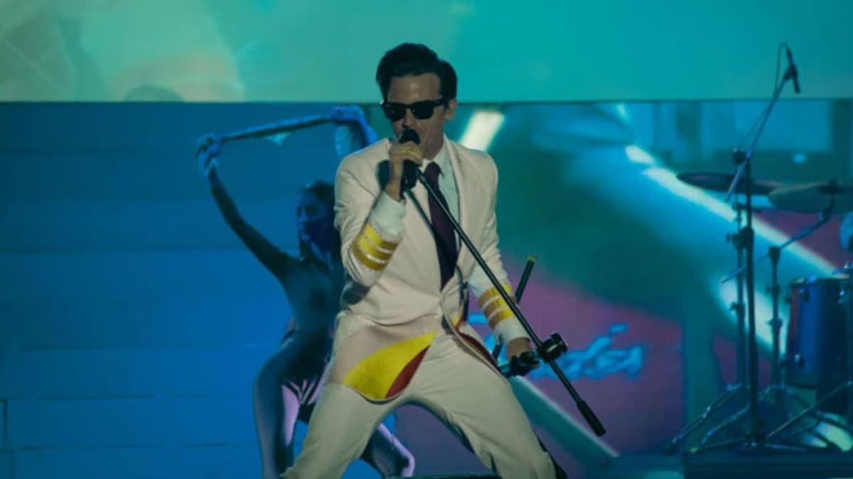 Video: Drake Bell despide a su ingeniero de audio en pleno concierto durante la Feria de Puebla 2025
