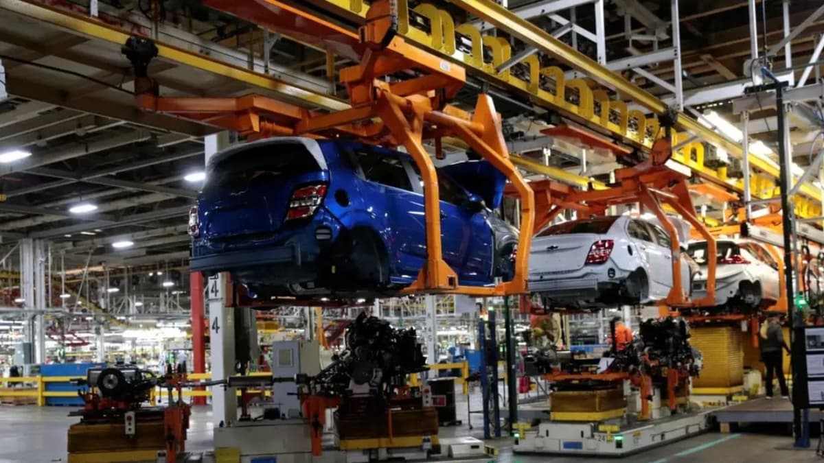 Chevrolet trasladará la producción de dos de sus vehículos de México a Estados Unidos a partir de 2027