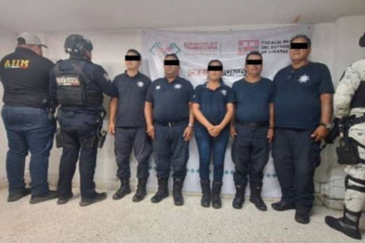 Detienen a policías de Chiapas después de que mujer se suicidara en una celda