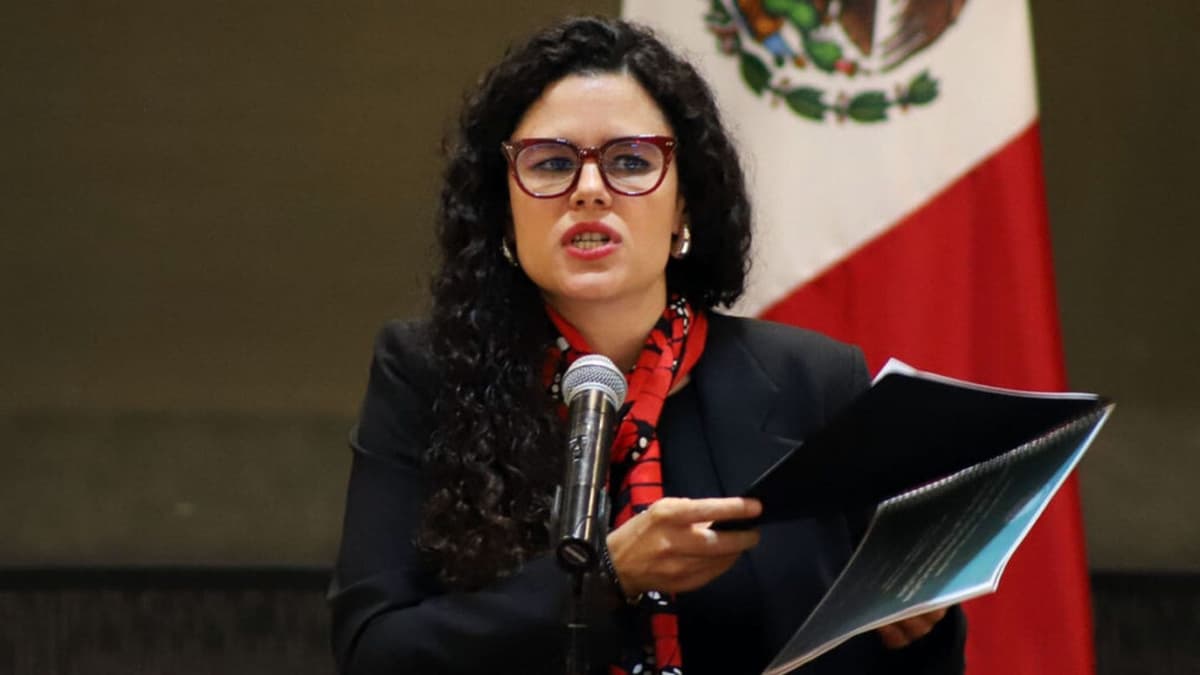 Luisa María Alcalde, líder de Morena, pide a sus integrantes evitar los lujos y vivir "en la justa medianía"