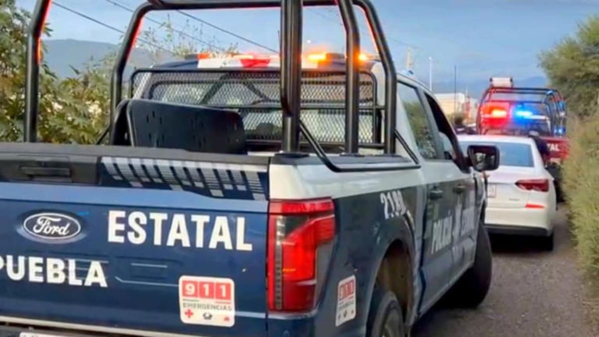 Mujer es asesinada a balazos frente a su hijo en Puebla