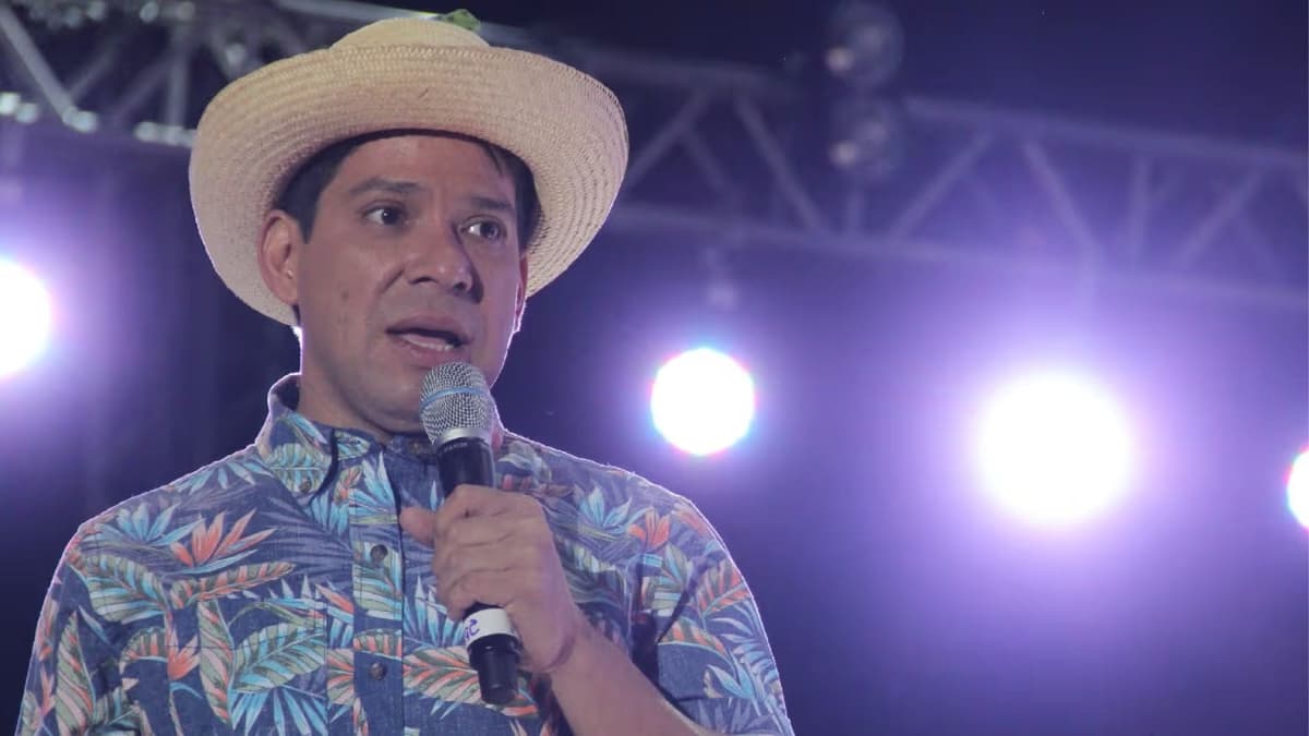Comediante "El Costeño" confiesa que su exnovia ya le pagó el dinero que le robó; recibió más de 500 mil pesos