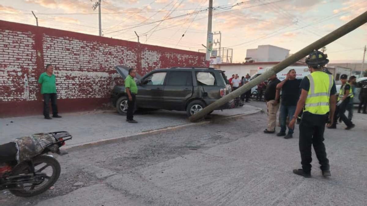 Hombre atropella a motociclistas luego de que le rompieran el cristal de su camioneta en San Pedro, Coahuila