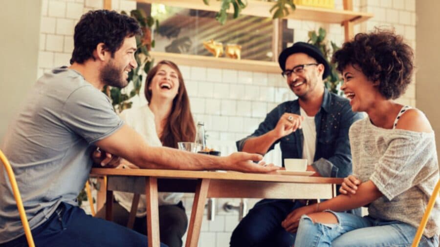 Científicos revelan seis rasgos que hacen a una persona "buena onda"