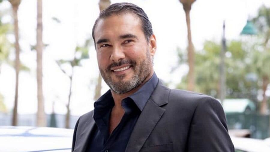 Video: Actor Eduardo Yáñez enternece a internautas por no saber terminar una transmisión en TikTok