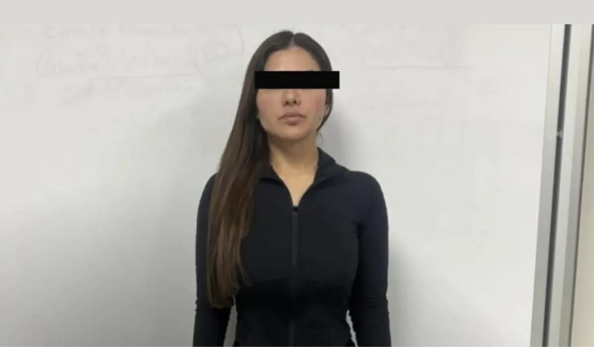 Detienen a una mujer por intentar extorsionar a la amante de su esposo en Guadalupe, Nuevo León