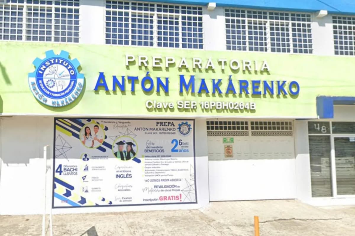 Adolescente mata con un rifle AR-15 a dos maestras en una preparatoria en Lázaro Cárdenas, Michoacán