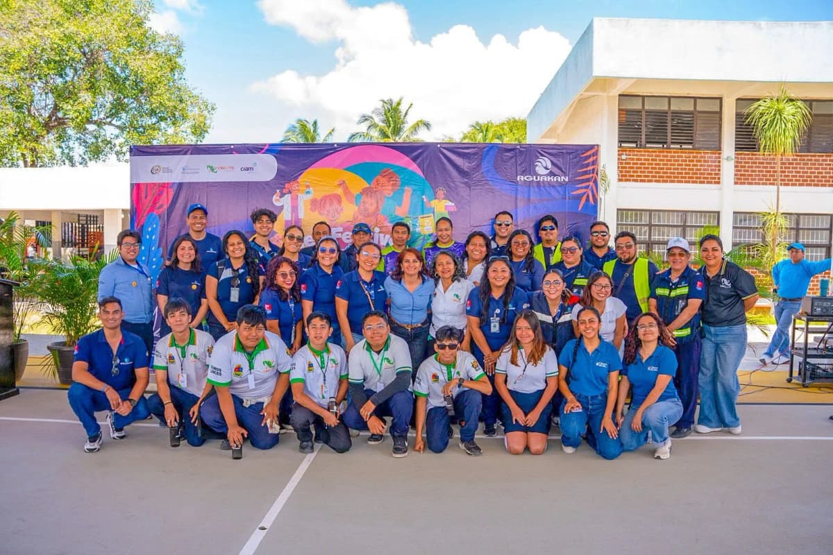 Aguakan reunió a más de 830 jóvenes en el 1er Festival del Agua en Cancún