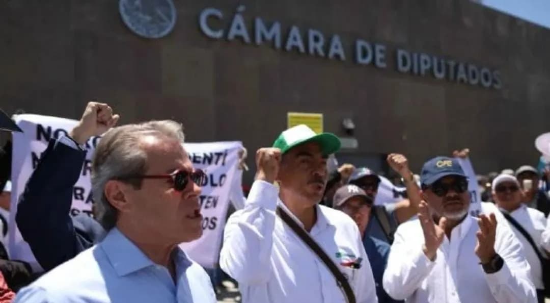 Diputados aprueban reforma para prohibir pensiones millonarias