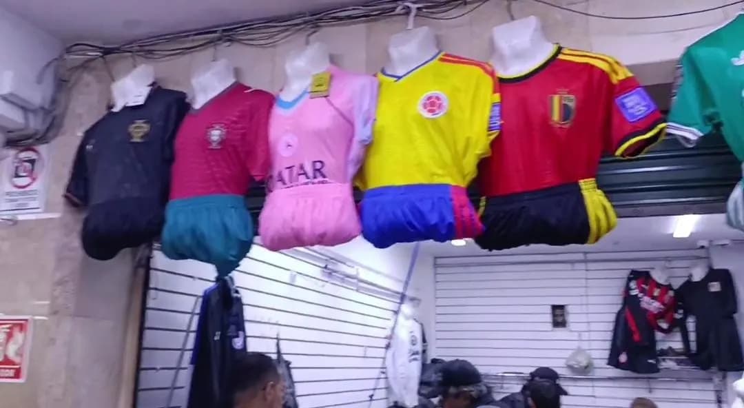 Decomisan 15 mdp de mercancía pirata en Tepito por Mundial 2026