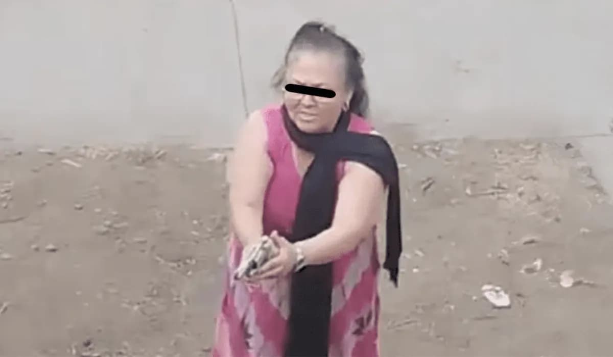 Doña Carlota, “la abuelita sicaria”, sigue sin brazalete pese a arresto domiciliario en Edomex