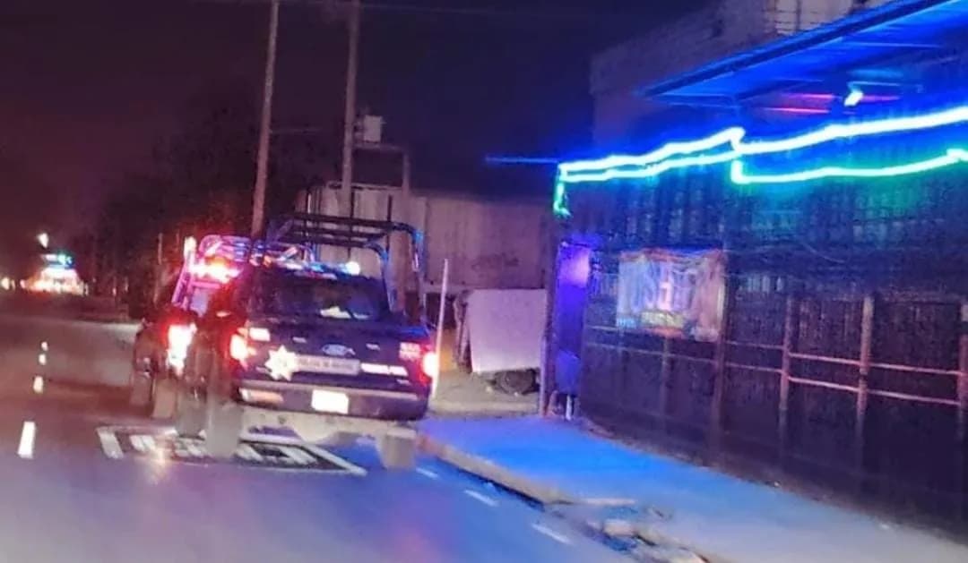 Lesionan a cinco personas tras ataque en bar de Cancún