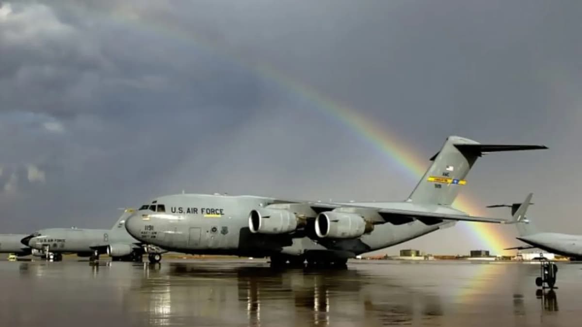 España impide ingreso a aviones de Estados Unidos que están atacando a Irán