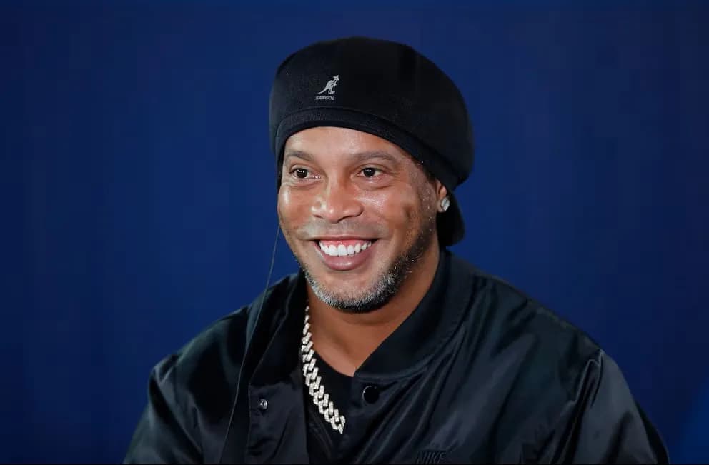 Exfutbolista Ronaldinho lanza sello discográfico y estrenará documental en Netflix en abril