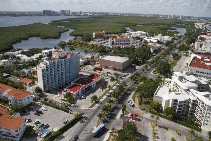 Exhiben corrupción y despojo en STyPS