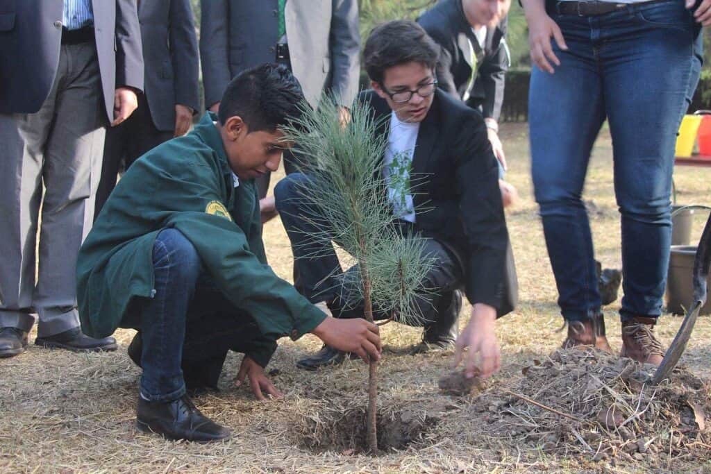 Niño playense es nominado al Premio Nacional de la Juventud