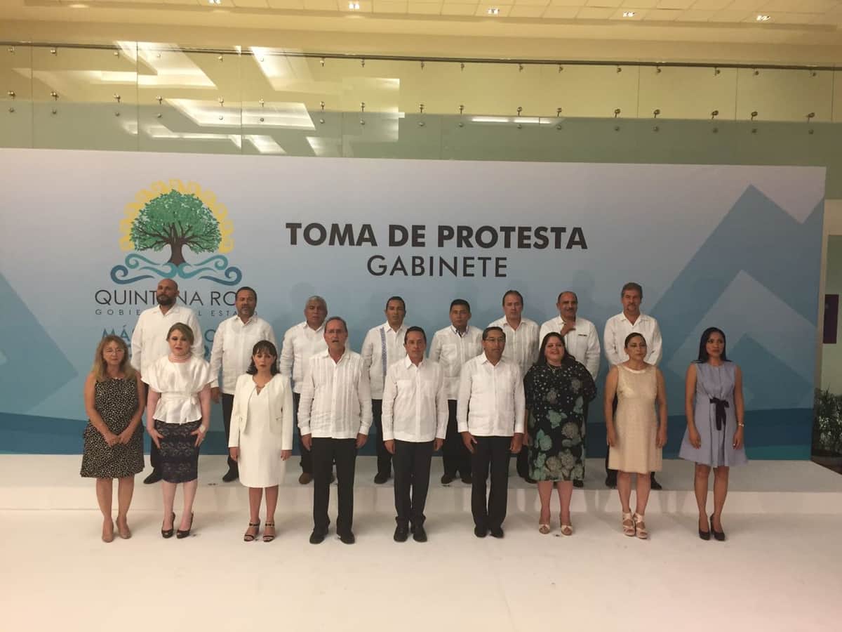 Habemus Gabinete: Presenta Carlos Joaquín a su equipo de trabajo