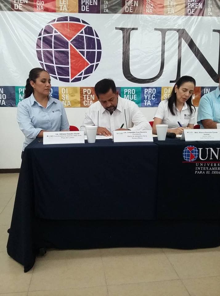 Firma convenio UNID con Barra de Abogados de la Riviera Maya