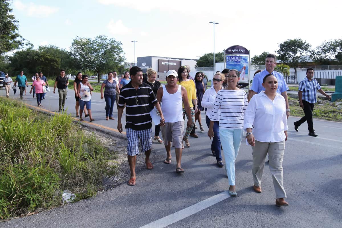SUPERVISA CRISTINA TORRES CALLES DE LA COLONIA BELLAVISTA