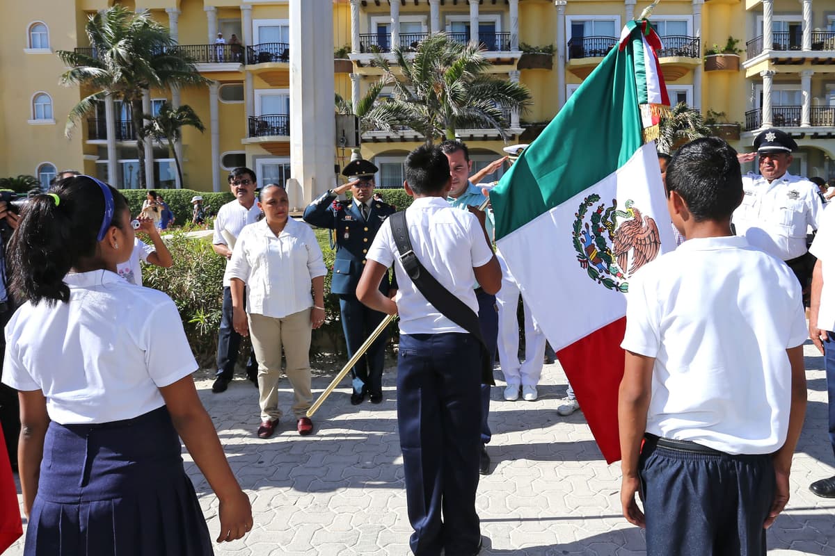 CONVOCA CRISTINA TORRES A SOLIDARENSES A SER HONORABLES Y BUSCAR LA PAZ