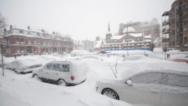 Casi seis mil vuelos cancelados en noreste de EUA por tormenta Stella