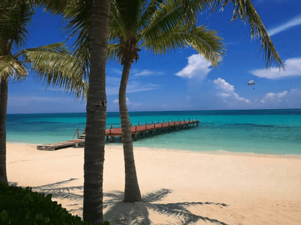 Restos de la Onda Tropical No. 15 se localizan en la Península de Yucatán