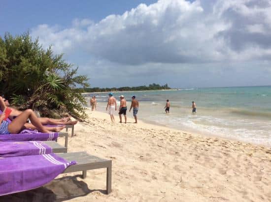 Yax Cuxtal rechaza proyecto para recuperar playas por parte de hotel Paradisus