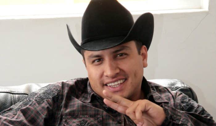 Eliminan canal de Julión Álvarez en YouTube y Spotify