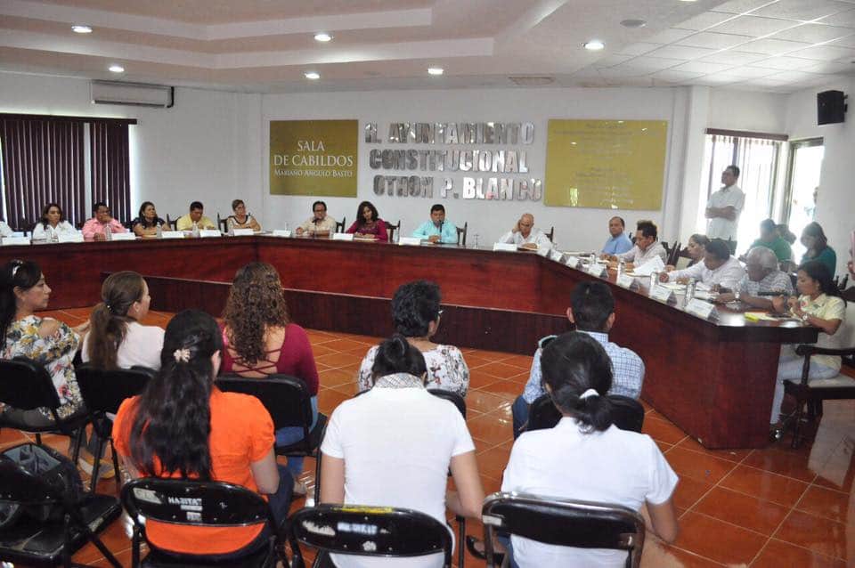 Aprueba Cabildo de Othón P. Blanco disminuir presupuesto a partidos políticos