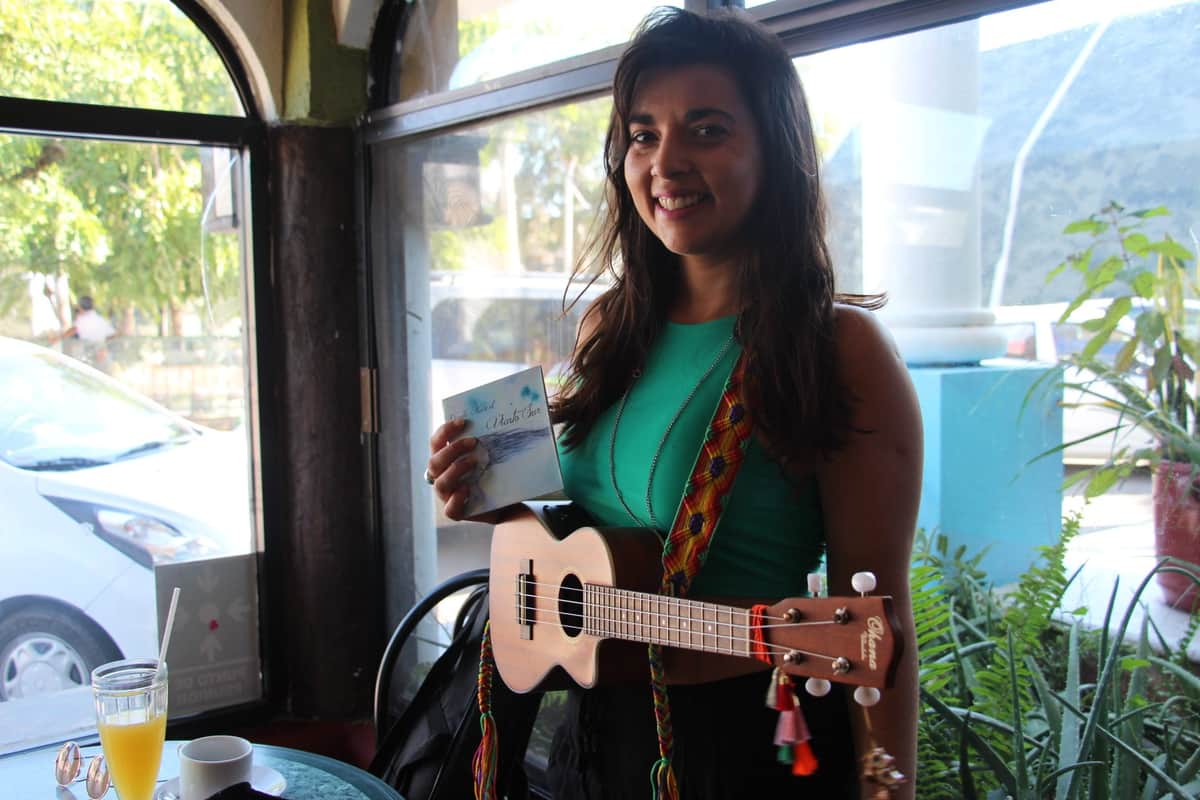 Cantautora argentina encuentra en Playa del Carmen fraternidad musical