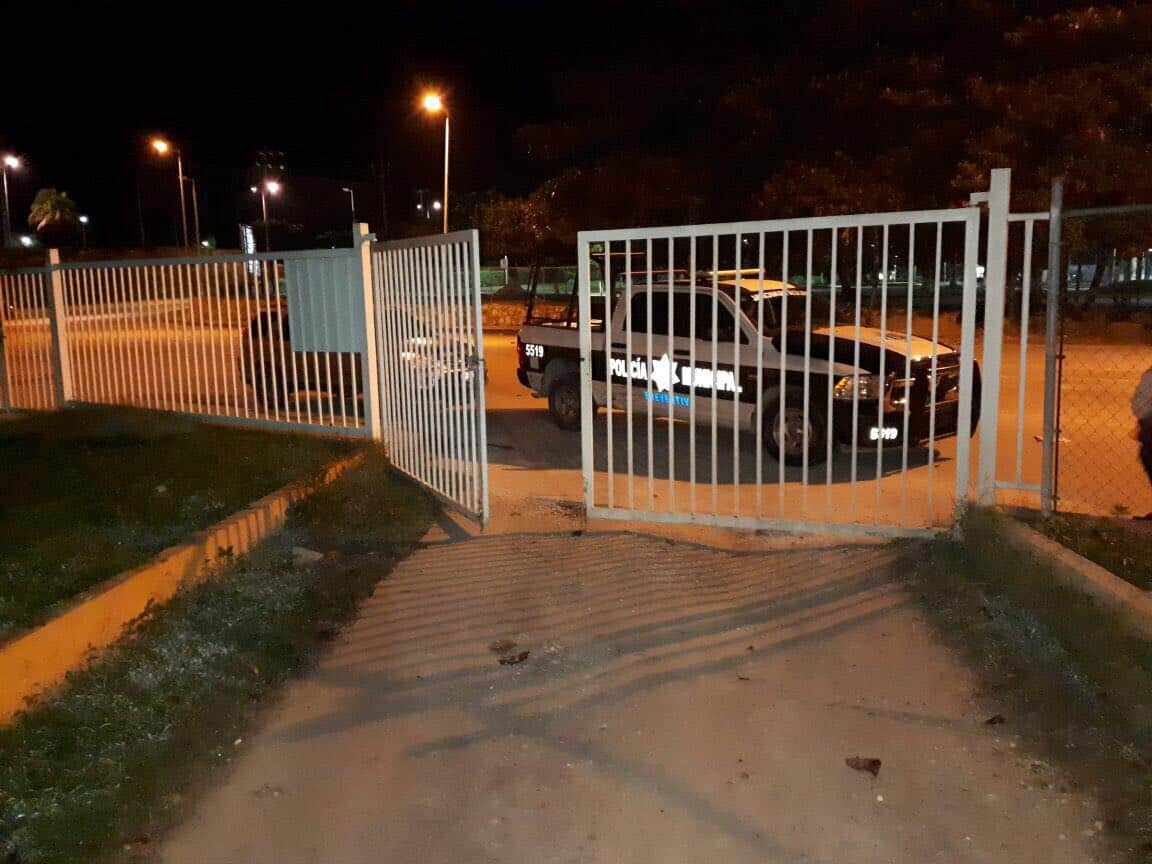 Grupo armado roba cajero automático de la UT Cancún