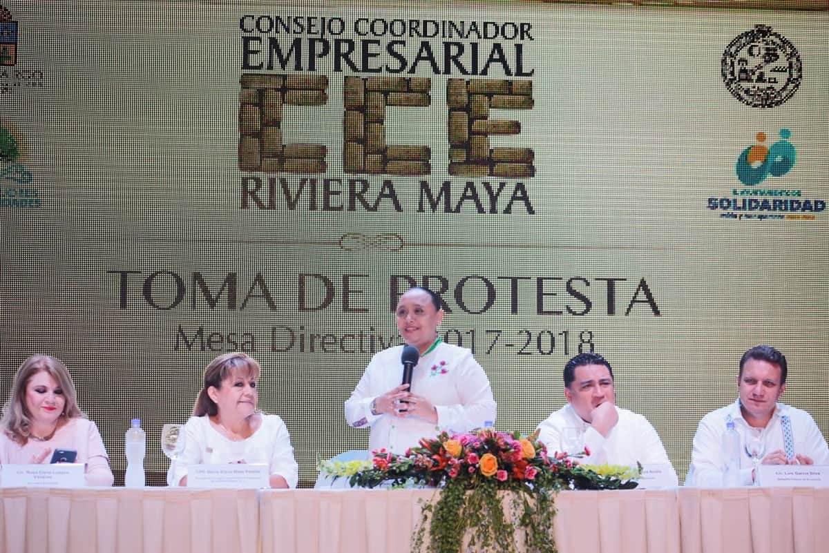 Cristina toma protesta a los nuevos integrantes del Consejo Coordinador Empresarial Riviera Maya