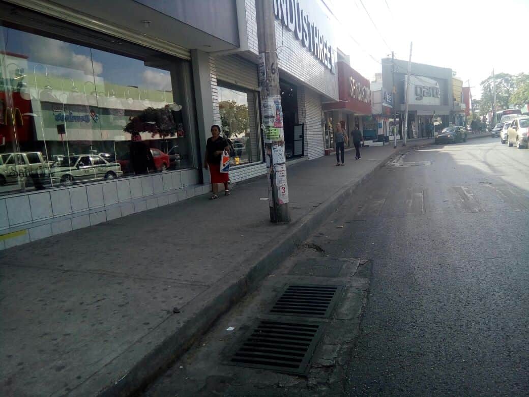 Ambulantes en El Crucero tomaron vacaciones