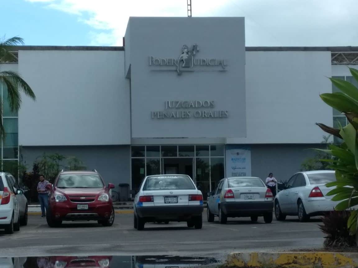 Vinculan a proceso a Mendicuti